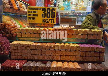 Colourful products on sale in the Spice (Egyptian,) Bazaar in Istanbul, Turkey Stock Photo