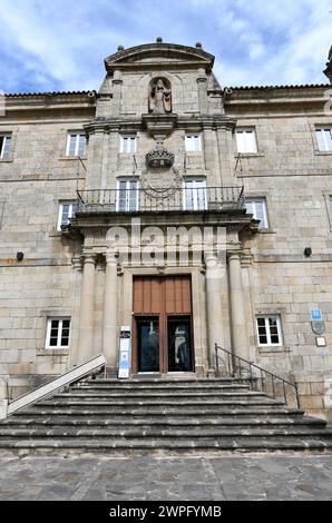 Monasterio de San Vicente del Pino, facade neoclassic 16th century (currently Parador de Turismo). Monforte de Lemos, Lugo, Galicia, Spain. Stock Photo