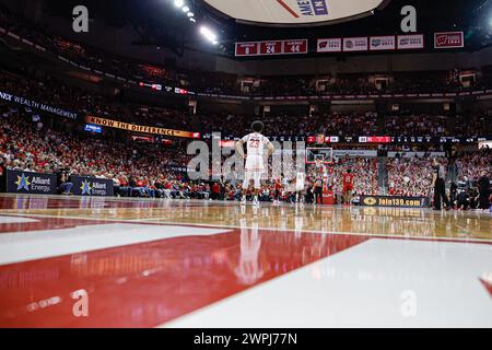 Madison, WI, USA. 7th Mar, 2024. Wisconsin Badgers guard Chucky Hepburn ...