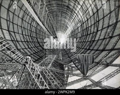 Interior of the airship seen from the nose. An axial gangway runs through the center of the ship. LZ 127 Graf Zeppelin (Deutsches Luftschiff Zeppelin 127) was a German passenger-carrying hydrogen-filled rigid airship that flew from 1928 to 1937 Construction number: LZ 127 (the 117th Zeppelin airship). Owner: Luftschiffbau Zeppelin Q.m.b. H., Friedrichshafen a. b. Use: LZ 127 is intended to demonstrate the technical and economic possibility of transoceanic airship traffic through long journeys.Collection of relevant experiences, in particular research into the meteorological conditions on futur Stock Photo