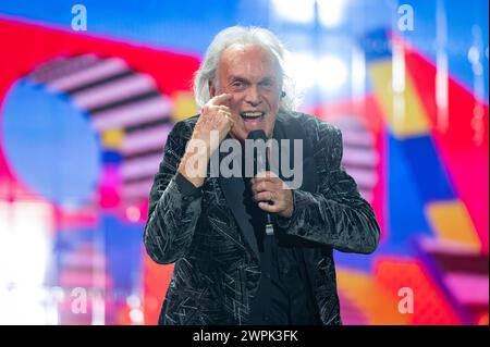 Ottobre 5, 2023: Riccardo Fogli - I Pooh suonano un concerto al Mediolanum Forum di Milano, Italia Stock Photo