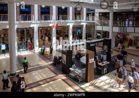V&A Waterfront Shopping Centre in cape Town, South Africa Stock Photo