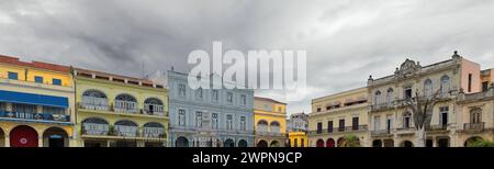 050 Houses around Plaza Vieja-Old Square, L to R= Conde de Lombillo-La Navarra-Conde de Canongo-Hermanas Cardenas-Santo Angel-Romagosa. Havana-Cuba. Stock Photo