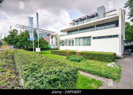 Chabot museum, museum, museum park, house facade, architecture, site view, Rotterdam, Netherlands, Stock Photo