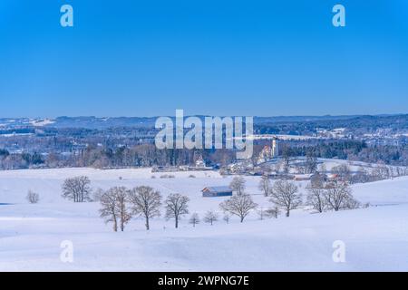 Germany, Bavaria, Tölzer Land, Münsing, Holzhausen am Starnberger See, winter landscape, view from Fürst-Tegernberg Stock Photo