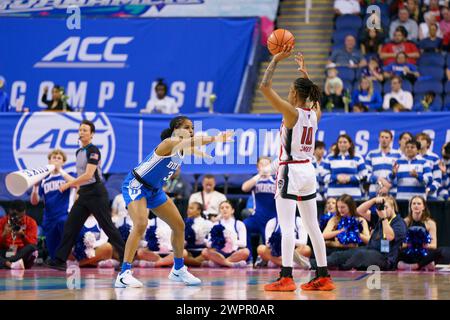 Greensboro, North Carolina, USA. 8th Mar, 2024. Duke guard ASHLON JACKSON (3) plays defense against NC State's AZIAHA JAMES (10) during the 2024 ACC Tournament Quarterfinals. (Credit Image: © Josh Brown/ZUMA Press Wire) EDITORIAL USAGE ONLY! Not for Commercial USAGE! Stock Photo