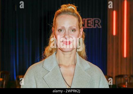 Anna Schudt bei der Aufzeichnung der WDR-Talkshow Kölner Treff im WDR Studio BS 3. Köln, 08.03.2024 *** Anna Schudt at the recording of the WDR talk show Kölner Treff in WDR Studio BS 3 Cologne, 08 03 2024 Foto:xR.xSchmiegeltx/xFuturexImagex koelner treff0803 4332 Stock Photo