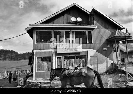 Hotel Mount View, Gulmarg, Baramulla, Kashmir, Jammu and Kashmir, India, Asia Stock Photo