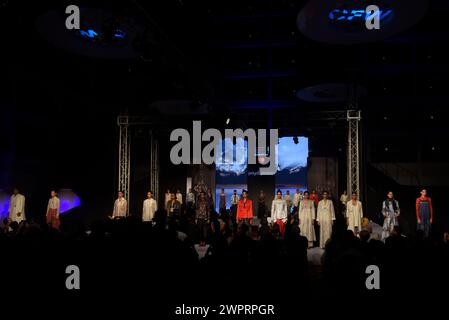 Colombo, Sri Lanka. 08th Mar, 2024. A model is presenting a creation by Indian fashion designer Payal Pratap during Colombo Fashion Week in Colombo, Sri Lanka, on March 8, 2024. (Photo by Akila Jayawardena/NurPhoto)0 Credit: NurPhoto SRL/Alamy Live News Stock Photo