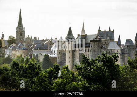 Town view and castle, Vitre, Brittany, France Stock Photo