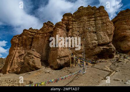 Cave appartments, Garphu, Kingdom of Mustang, Nepal Stock Photo