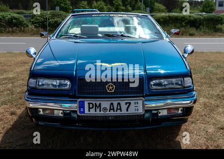 LINTHE, GERMANY - MAY 27, 2023: The personal luxury car Chrysler LeBaron GTS, 1993. Die Oldtimer Show 2023. Stock Photo