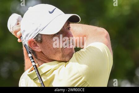 Orlando, United States. 09th Mar, 2024. Rory McIlroy of Northern Ireland hits his tee shot on the first hole during the third round of the Arnold Palmer Invitational presented by Mastercard at Arnold Palmer Bay Hill Golf Course in Orlando. (Photo by Paul Hennessy/SOPA Images/Sipa USA) Credit: Sipa USA/Alamy Live News Stock Photo