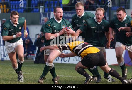 HAWICK V CURRIE, BT CELLNET CUP SEMI FINAL, 30/3/02. Hawick's Mathew Landels looks for support. Stock Photo