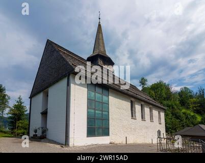 Reuthe: church Reuthe in Bregenzerwald (Bregenz Forest), Vorarlberg, Austria Stock Photo