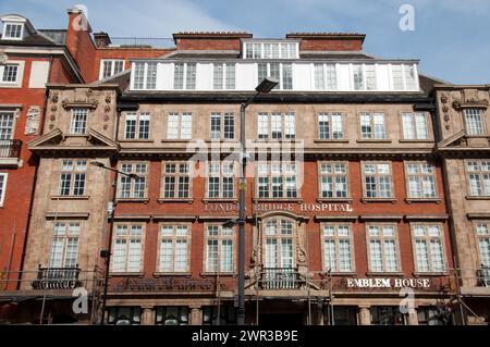 Emblem House, London Bridge Hospital, Tooley Street, Southwark, London, UK.  The London Bridge Hospital is a private hospital on the south bank, Stock Photo