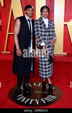 Russell Westbrook mit Ehefrau Nina Earl bei der Vanity Fair Oscar Party ...