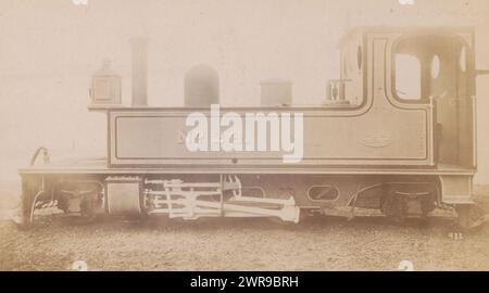 Steam locomotive made by Sharp, Stewart and Company, anonymous, c. 1874 - in or before 1884, photographic support, albumen print, height 82 mm × width 144 mm, photograph Stock Photo