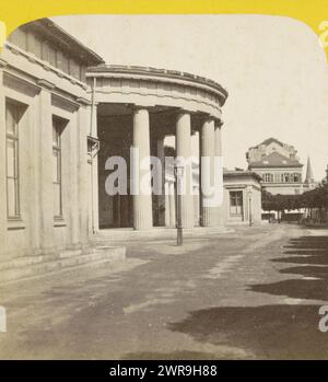 Elisenbrunnen in Aachen, Germany, Fontaine Elise (title on object), Aix-la-Chapelle (Prusse) (series title on object), Allemagne (series title on object), Hippolyte Jouvin, Aken, 1864, cardboard, albumen print, height 86 mm × width 172 mm, stereograph Stock Photo