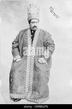 Shah of Persia, Mohammed Ali Mirzi, Dec. 19, 1907, Photograph shows the Shah of Persia, full-length portrait, seated, wearing an ornate robe and crown., 1907 Dec. 19., Muḥammad ʻAlī, Shah of Iran, 1872-1925, Photographic prints, 1900-1910., Portrait photographs, 1900-1910, Photographic prints, 1900-1910, 1 photographic print Stock Photo