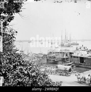 City Point, Virginia. View of barges transports, etc., between 1861 and 1869, United States, History, Civil War, 1861-1865, Glass negatives, 1860-1870., Stereographs, 1860-1870, Glass negatives, 1860-1870, 1 negative (2 plates): glass, stereograph, wet collodion Stock Photo