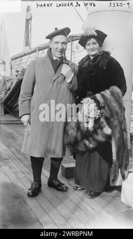 Harry Lauder and wife, Photograph shows Scottish entertainer Harry Lauder (1870-1950) and his wife (Ann 'Nancy' Vallance)., 1914 Dec. 12, Glass negatives, 1 negative: glass Stock Photo