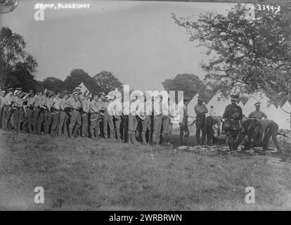 Camp, Aldershot, Photograph shows British soldiers at Aldershot army camp in England during World War I., between 1914 and ca. 1915, World War, 1914-1918, Glass negatives, 1 negative: glass Stock Photo