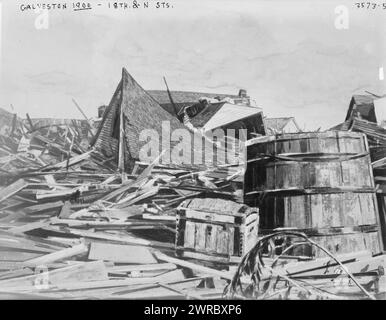 Galveston 1900 - 18th and N Sts., Photograph shows the aftermath of the 1900 Galveston hurricane., 1900, Glass negatives, 1 negative: glass Stock Photo