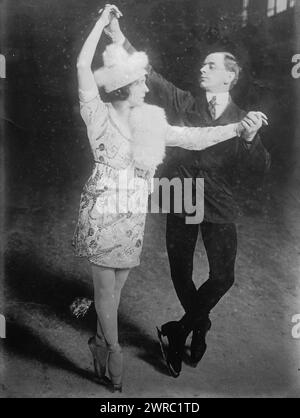 Dazie & Arthur Held dancing on ice, Photograph shows dancer Daisy Ann Peterkin (1884-1952), also known as Mademoiselle Dazie, wearing toe skates and dancing with Arthur R. Held of Berlin, Germany., between ca. 1915 and ca. 1920, Glass negatives, 1 negative: glass Stock Photo