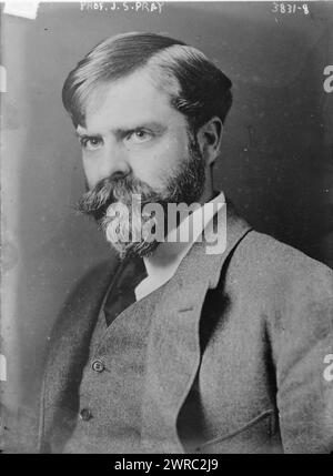 Prof. J.S. Pray, Photograph shows James Sturgis Pray (1871-1929), who was a Harvard University professor of landscape architecture and served as president of the American Society of Landscape Architects., between ca. 1915 and ca. 1920, Glass negatives, 1 negative: glass Stock Photo