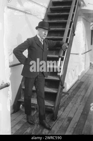 R. Amundsen, Photograph shows Norwegian explorer Roald Engelbregt Gravning Amundsen ( 1872-1928) who was known for his travels in polar areas., between ca. 1915 and ca. 1920, Glass negatives, 1 negative: glass Stock Photo