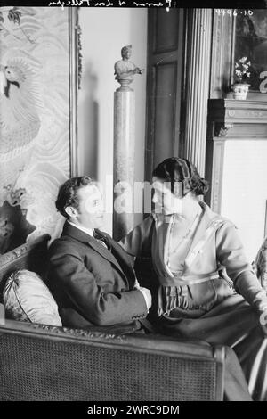 Farrar & Lou Tellegen, Photograph shows American soprano opera singer Geraldine Farrar (1882-1967) with her husband, actor and screenwriter Lou Tellegen (1881-1934)., between 1916 and ca. 1920, Glass negatives, 1 negative: glass Stock Photo