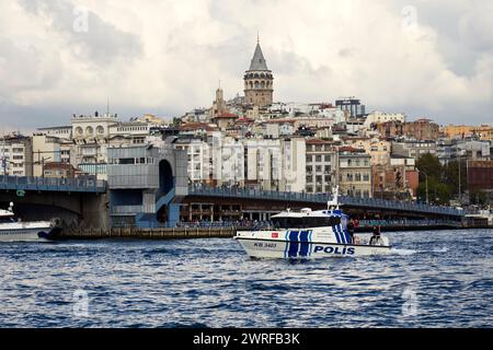 Istanbul Bosphorus marine police boat cruising Stock Photo - Alamy