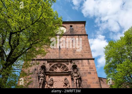 Heidelberg Castle, Heidelberger Schloss Gate Tower with the gold clock. Main entrance with two Medieval Knight and two Palatine Lion. Stock Photo