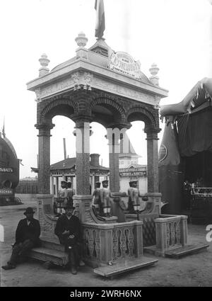 Pavilion &quot;Kuznetsov Brothers in Omsk&quot;, 1911. From a collection of photographs documenting the First West Siberian Agricultural, Forestry, and Industrial Trade Exhibition, which took place in Omsk in 1911. The exhibition was held from June 15 to August 1 of that year, and was a significant event in the life of the Siberian region. Nothing on this scale or this level of ambition had ever been staged in Siberia. Omsk State Museum of Regional History and Folklife Stock Photo