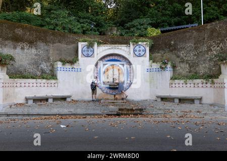 Fonte dos Pisões fountain with drinking water in Sintra, Portugal. Fountain from 1931 at Avenida Almeida Garrett. Stock Photo