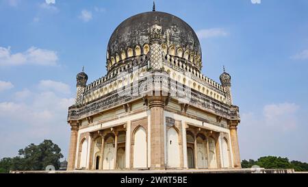 Mausoleum of Muhammad Quli Qutub Shah, the Biggest Tomb of Qutub Shahi ...