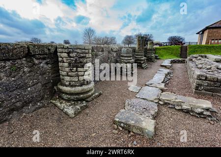 Corbridge Roman Town, Northumberland, England, UK: originally named Coria. Roman Fort & Garrison near Hadrian’s Wall. The granaries & Roman columns Stock Photo