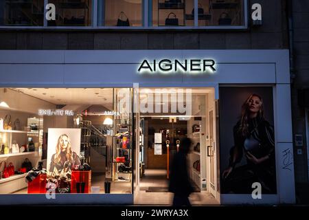 Aigner logo hi res stock photography and images Alamy