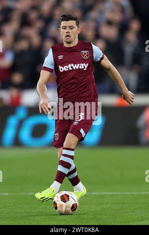 London, UK. 14th Mar, 2024. West Ham United's Aaron Cresswell during the UEFA Europa League Round of 16 match at the London Stadium, London. Picture credit should read: David Klein/Sportimage Credit: Sportimage Ltd/Alamy Live News Stock Photo