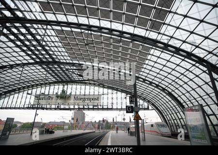 Photovoltaic cells embedded in the roof of Berlin's central station (Lehrter Bahnhof), Germany. Stock Photo