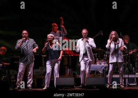 The Manhattan Transfer, during the concert at the Pomigliano Jazz Festival, in the Roman amphitheater of Avella. From left to right: Trist Curless, Ja Stock Photo