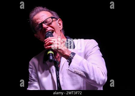 Alan Paul, singer of The Manhattan Transfer, during the concert at the Pomigliano Jazz Festival, in the Roman amphitheater of Avella. Stock Photo