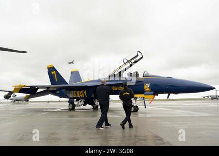 U.S. Navy Aviation Support Equipment Technician 1st Class Tamara Perez, right, Blue Angels crew chief, and Jamie Butler, American Canyon Stock Photo