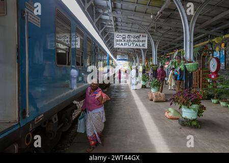 Sri Lanka, The railway experience from Ella to Haputale, Haputale railway station Stock Photo