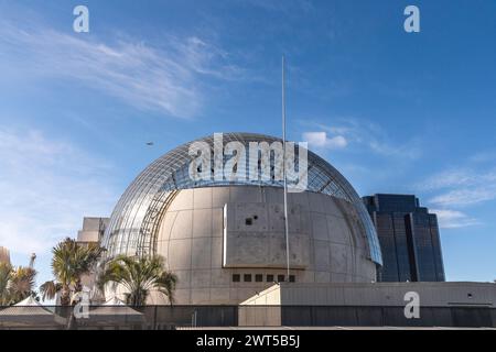 Los Angeles, CA, USA – March 15, 2024: Exterior of the Sphere building at the Academy Museum of Motion Pictures in Los Angeles, CA. Stock Photo