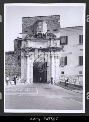 Umbria Terni Amelia Porta Romana. Hutzel, Max 1960-1990 Post-medieval: Porta Romana, city gate dating from 1703 Antiquities: Polygonal wall at the side of the Porta Romana, 5th-4th centuries B.C. Object Notes: Hutzel photo campaign date: October 9, 1985. General Notes: Numbers assigned to this monument form part of numerical sequence for campaign notes on S. Francesco or SS. Filippo e Giacomo. German-born photographer and scholar Max Hutzel (1911-1988) photographed in Italy from the early 1960s until his death. The result of this project, referred to by Hutzel as Foto Arte Minore, is thorough Stock Photo