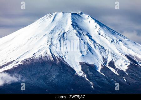 Mount Fuji, winter view from Mt. Ishiwari(1412m), Yamanakako, Yamanashi, Japan, East Asia, Asia Stock Photo