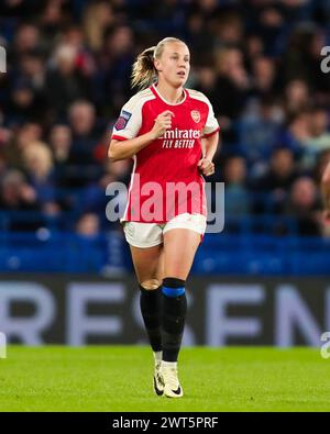 London, UK. 15th Mar, 2024. Arsenal's Beth Mead in action against during the Chelsea FC Women v Arsenal Women FC Women's Super League match at Stamford Bridge, London, England, United Kingdom on 15 March 2024 Credit: Every Second Media/Alamy Live News Stock Photo