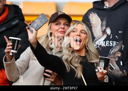 Wolves fans before the FA Cup Quarter Final match between Wolverhampton Wanderers and Coventry City at Molineux, Wolverhampton on Saturday 16th March 2024. (Photo: Gustavo Pantano | MI News) Credit: MI News & Sport /Alamy Live News Stock Photo
